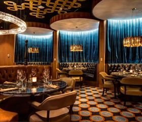 Grand Villa Kasino Bild 1