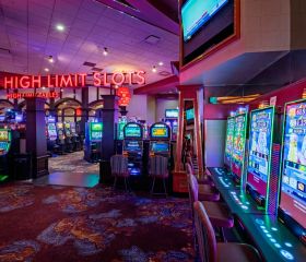 Reines Casino Calgary Image 1